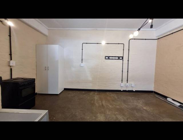 1 BEDROOM APARTMENT FOR SALE IN MABONENG